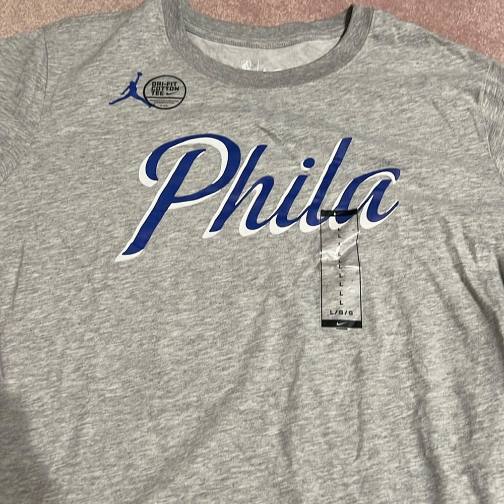 Sixer tshirt 76ers